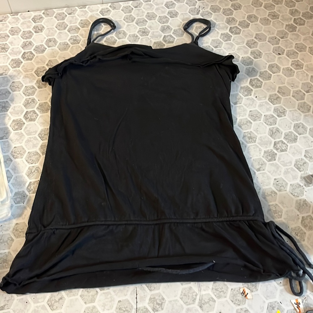Arizona Medium Black Ruffle Basics Tank Top